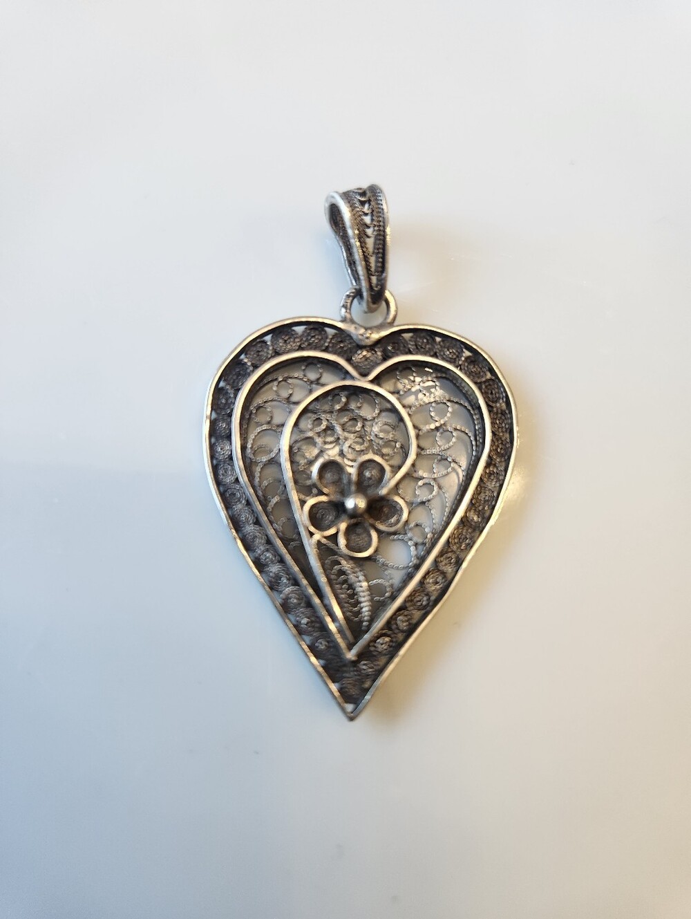800 Silver Heart Filigree Pendant with Flower Accent Vintage